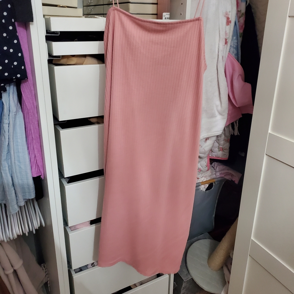 Elegant Pink Women's Dress